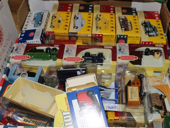 A collection of Days Gone by Vanguards LLedo Oxford Die Cast and matchbox, toy cars boxed with spare boxes